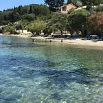 Akrogiali 4* 부카리
