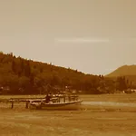 Akrogiali 게스트하우스 부카리