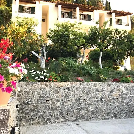 Akrogiali Guest house Mpoukaris