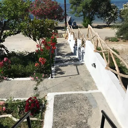 Guest house Akrogiali