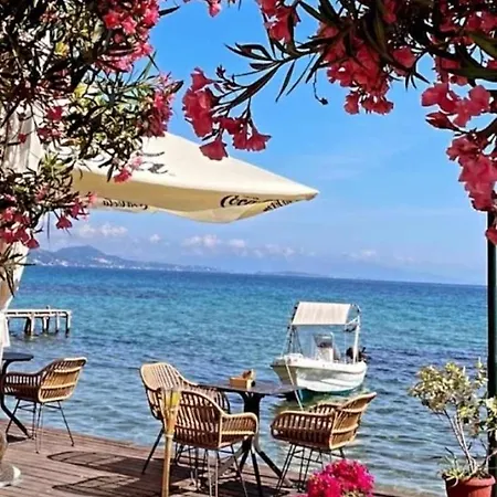 Akrogiali Guest house Mpoukaris