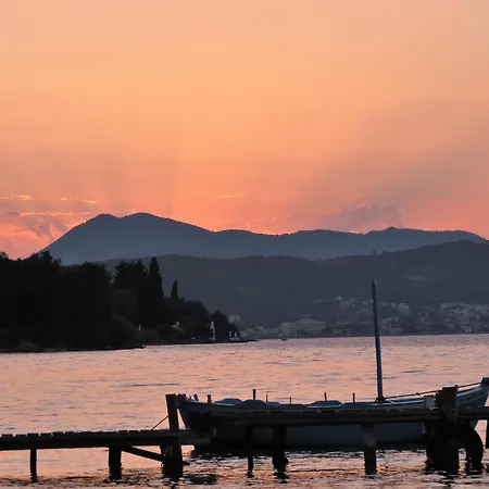 Vendégház Akrogiali 4*