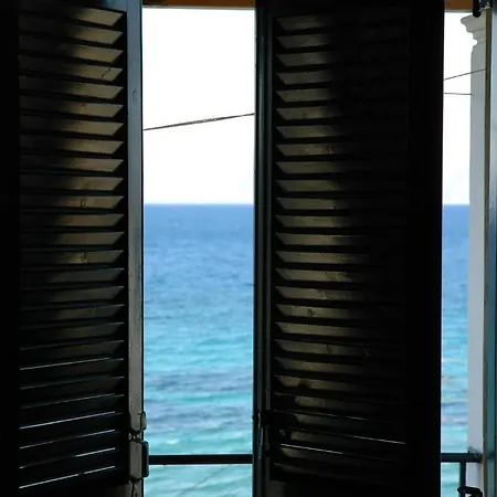 Guest house Akrogiali Mpoukaris