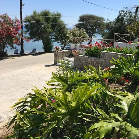 Akrogiali 4* Mpoukaris