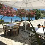 Akrogiali Maison d'hôtes Mpoukaris