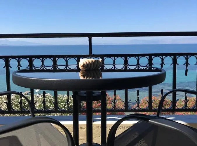 Akrogiali 4* Mpoukaris