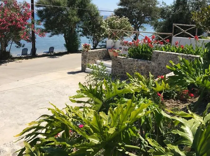 Akrogiali 4* Mpoukaris