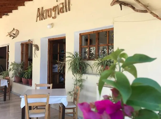 Pensionat Akrogiali Mpoukaris