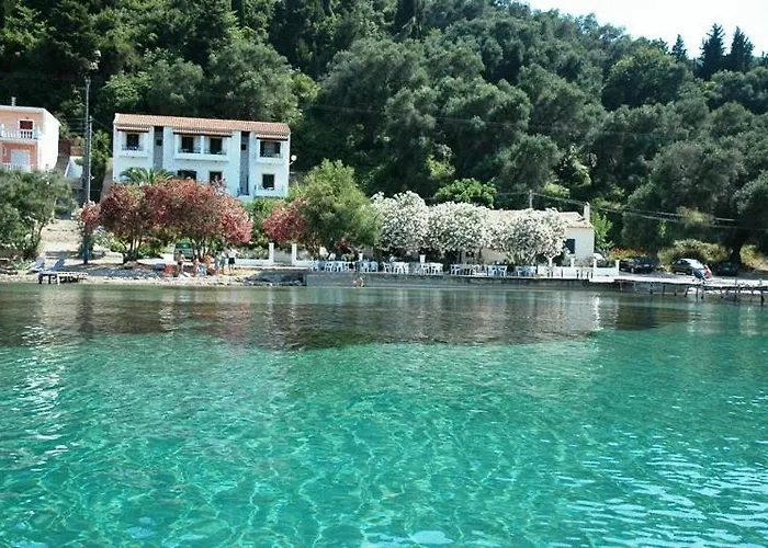 Akrogiali 4* Mpoukaris
